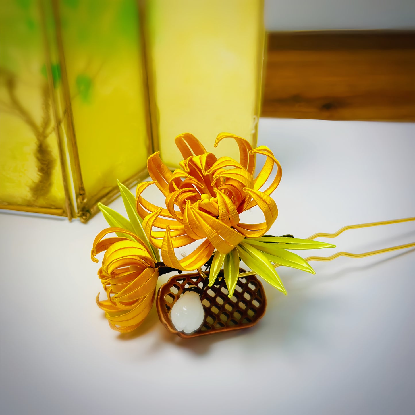 "Eternal Friendship" Hairpin – The Timeless Chrysanthemum