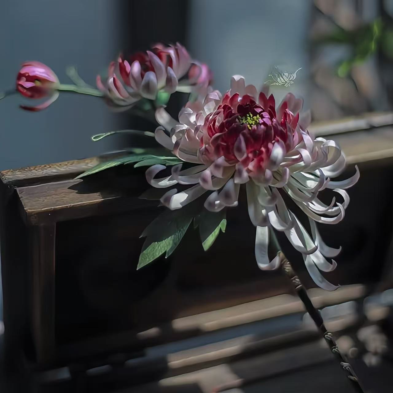 Blush pink beauty 🌷 A velvet flower hairpin