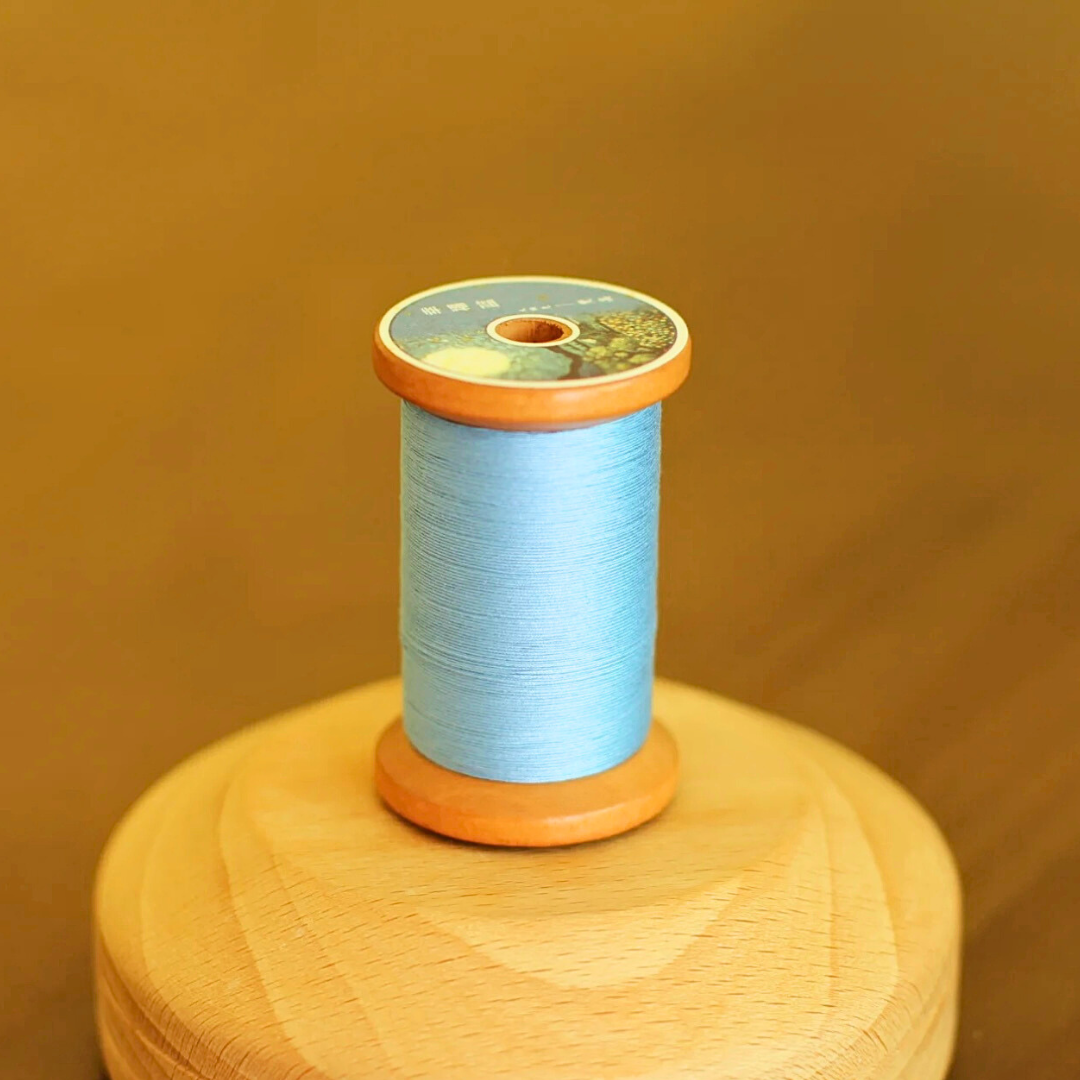 Micro crochet lace thread in happy blue, Egyptian cotton, size 100