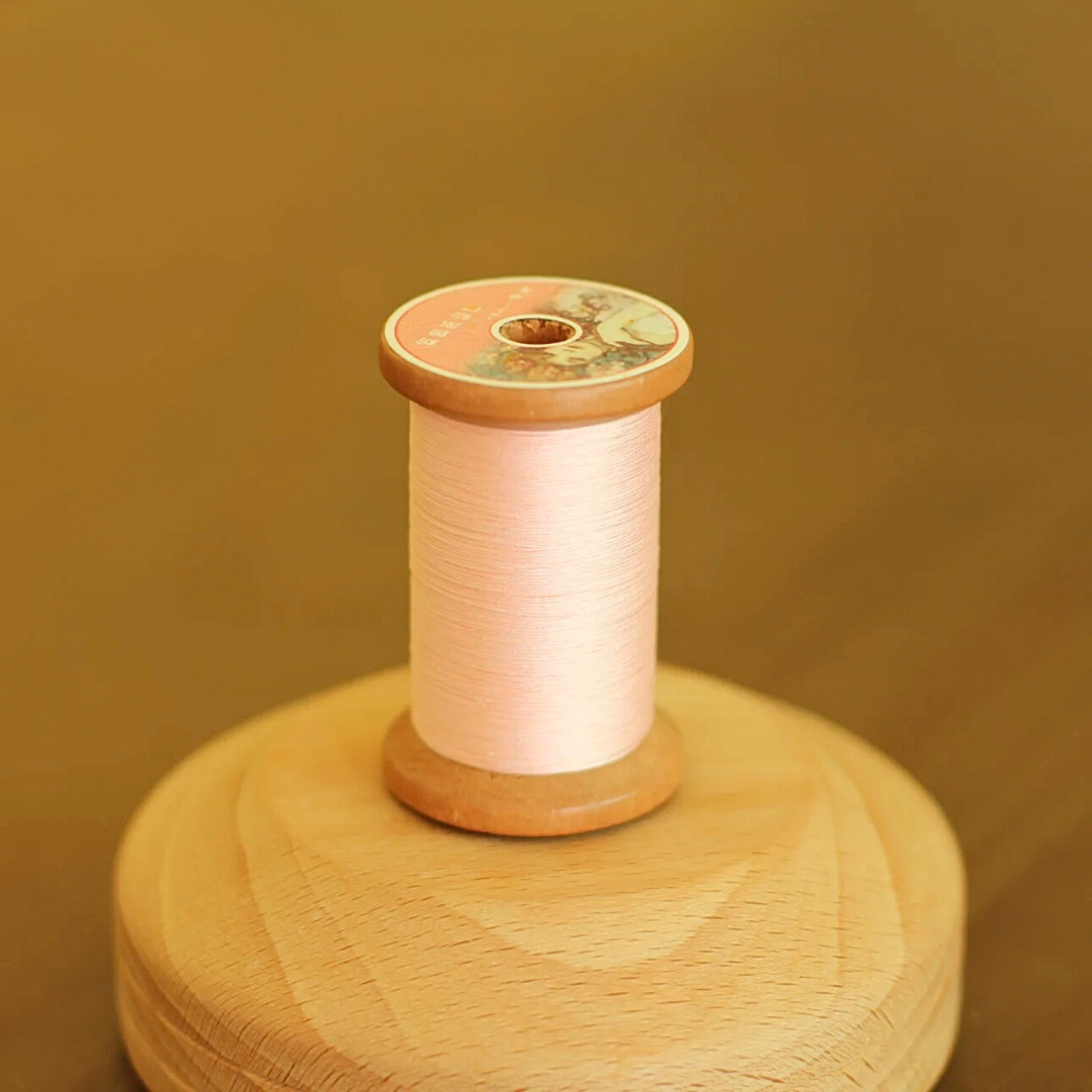 Micro crochet lace thread in impatiens pink, Egyptian cotton, size 100