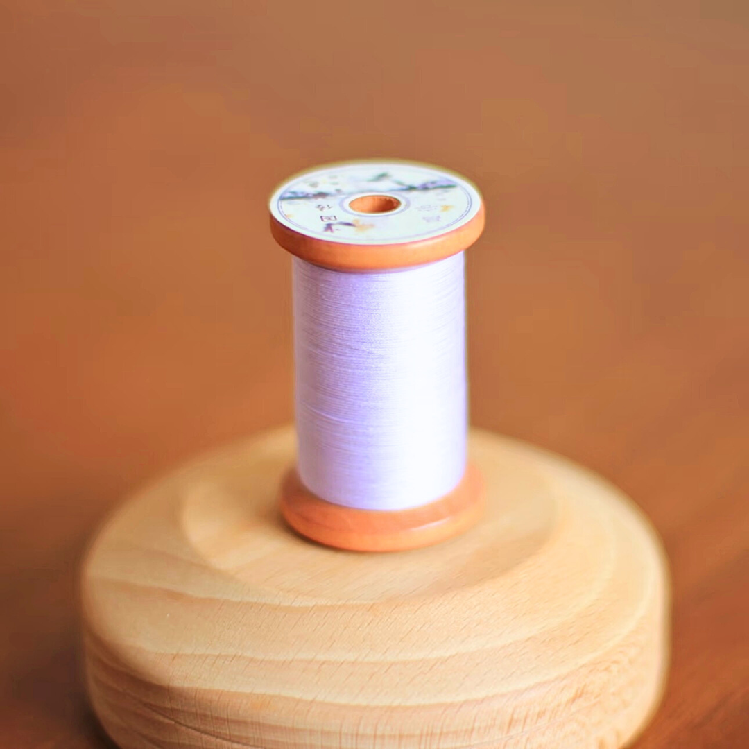 Micro crochet lace thread size 80 in light lavender